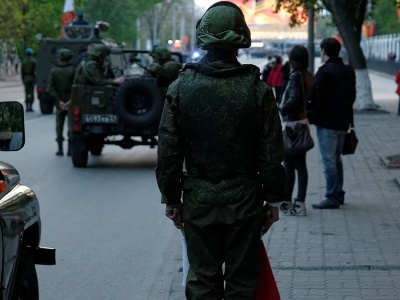 Setki tysięcy Rosjan przy granicy. Niemcy alarmują. „Jeśli to przetrwamy…”