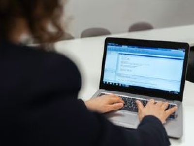 To królowie rynku pracy. Zarabiają ponad 30 tys. zł miesięcznie