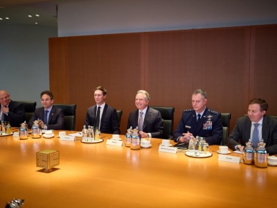 Berlin. Zełenski rozmawiał z przedstawicielami prezydenta USA. „Zrobimy wszystko”