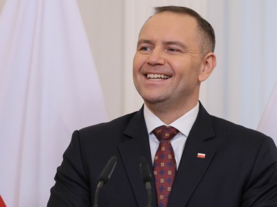 Polacy ocenili władzę. Kto zwyciężył w sondażu?