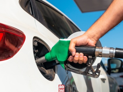 Nie będzie zakazu sprzedaży aut spalinowych po 2035 roku! Komisja Europejska podjęła decyzję