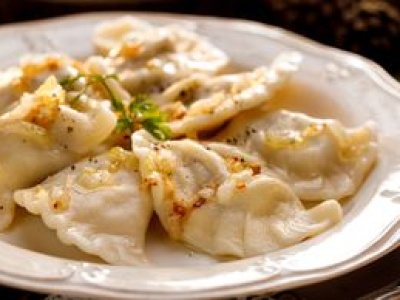 Nie tylko z kapustą i grzybami. Pierogi na Wigilię przygotujesz w rozmaity sposób