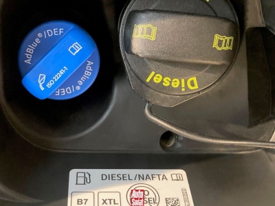 Kierowcy nie znają symbolu XTL. Nie wiedzą, czy mogą zatankować nowe paliwo