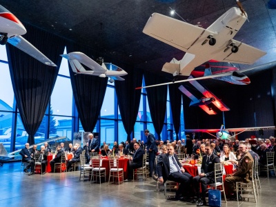 Małopolska Świąteczna Gala Lotnicza wróciła do Krakowa po pięciu latach przerwy (ZDJĘCIA)