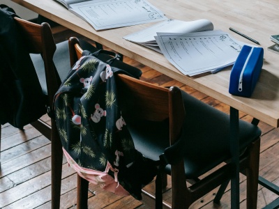 735 tys. laptopów, 12 tys. pracowni AI. Pieniądze z KPO płyną do szkół