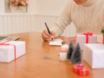 Eleganckie życzenia na święta. Idealne na kartki świąteczne i dla pracowników