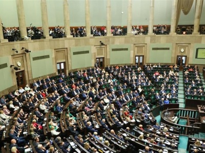 Drugie podejście Sejmu do kryptoaktywów. PiS: Projekt nadaje się do kosza