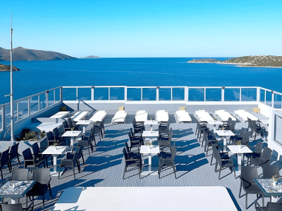 Majowy relaks na Krecie 🌊 Wczasy w ⭐⭐⭐⭐ hotelu z wyżywieniem za 2339 PLN 😎