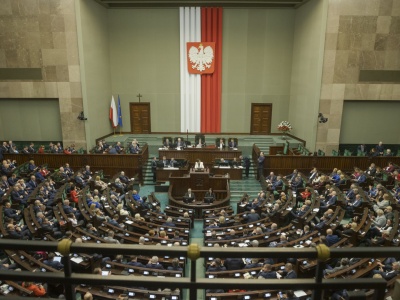 Gorąco w Sejmie! Mikrofony wychwyciły słowa Piotra Glińskiego