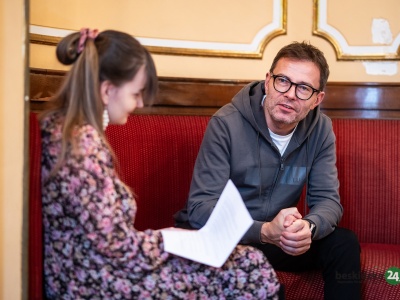 “Podróż poślubna PLUS” porwała publiczność w Cieszynie