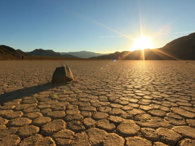 Rekordowe opady w Dolinie Śmierci. Powróciło jezioro sprzed 10000 lat