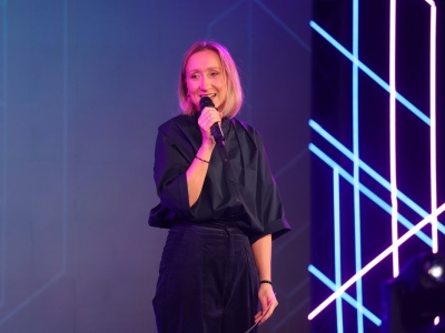 Brak zaufania w biznesie kosztuje polską gospodarkę prawie bilion złotych