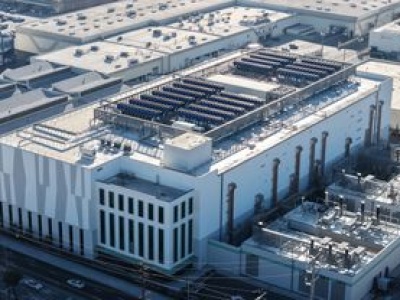 Ciemna strona AI. Badacz pokazał gigantyczne zużycie wody i prądu