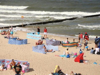 Coraz więcej dni wolnych. Rynek pracy się zmienia. Mogą wystąpić 