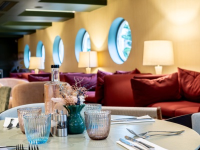 Novotel w Pradze zaskoczył konceptem gastronomicznym. Tam dzieli się jedzeniem