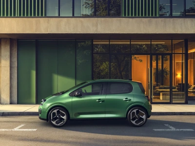 Twingo E-Tech Electric. Nadjeżdża miejski elektryk za mniej niż 20 tys. euro!