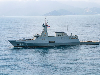 Wenezuelska marynarka eskortuje tankowce. Żaden nie był sankcjonowany przez USA