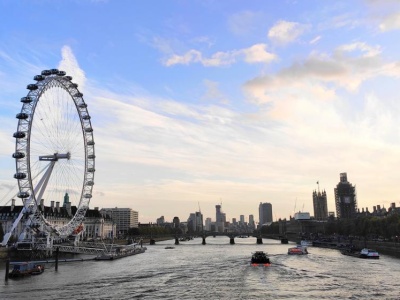 Bank Anglii tnie stopy pomimo wysokiej inflacji. Decyzja znów na ostrzu noża
