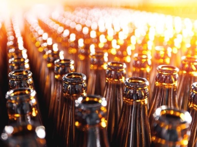 Będzie przełom w systemie kaucyjnym. Nowe zasady dotyczące szklanych butelek
