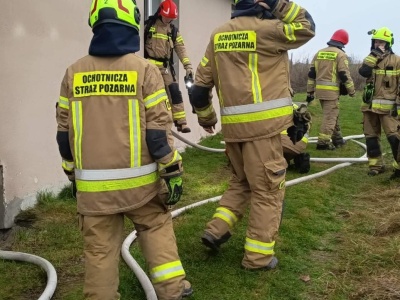 Ogień w domu w Szwarszowicach. Paliła się piwnica