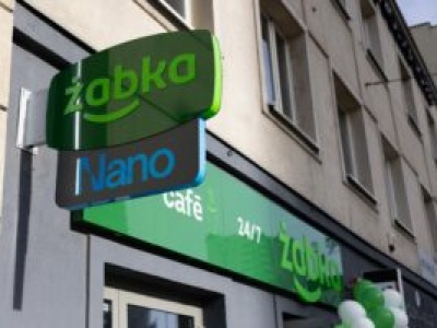 30 zł za 1 zł! Żabka ruszyła z hitem na Święta. Wystarczy jeden warunek i skarpetki są Twoje