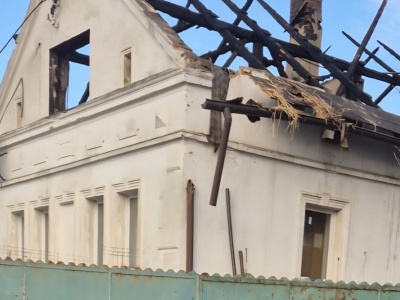 Pożar domu w Makowie. Trwa ustalanie przyczyn zdarzenia