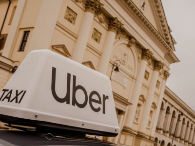 Polacy zaskoczyli Ubera. 420 km taksówką nad Bałtyk