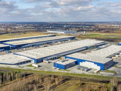 Czesi kupili kolejny magazyn nad Wisłą