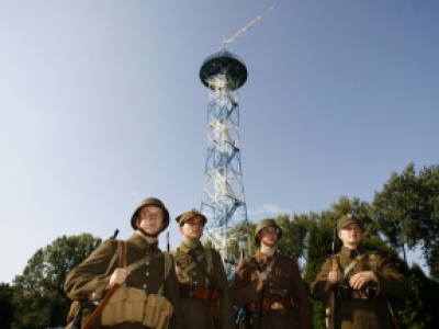 Katowice wyremontowały wieżę spadochronową w parku Kościuszki