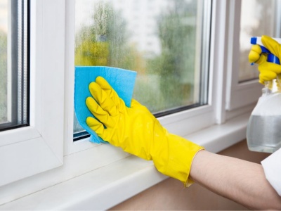 Koniec ze smugami i zaciekami na oknach. Ten złoty środek nada szybom niesamowitego połysku