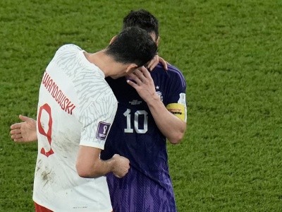 Tak Lewandowski potraktował Messiego. Argentyńczyk przerwał milczenie