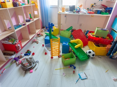 Powiedziała, że sprzedaje nietrafione prezenty dzieci. 