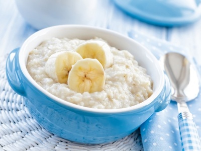 ​Owsianka odchodzi do lamusa. W 2026 będzie królowało to śniadanie bez glutenu i nabiału