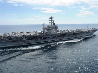 Co najmniej jeden lotniskowiec USA płynie w kierunku Iranu