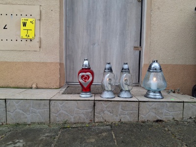 Śledztwo po śmierci matki i trójki dzieci w Chełmnie. W domu zabezpieczono też zwłoki psa