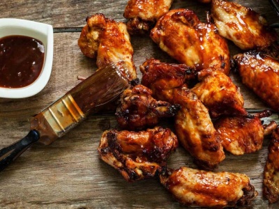 Piekielnie ostre buffalo wings – przepis dla odważnych!