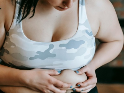 Brzuszna tkanka tłuszczowa nie jest jednolita. Jelito grube otacza wyjątkowa tkanka