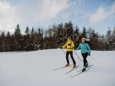 Narty biegowe pod Warszawą. Piękne miejsca na jazdę tylko godzinę drogi od centrum