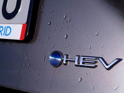 Hybryda pali w dużo trasie? Wielu kierowców popełnia te błędy