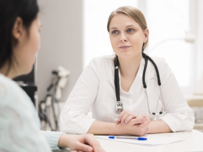 Zmiany w zwolnieniach lekarskich. Co będzie można robić na L4? Prezydent podpisał ustawę