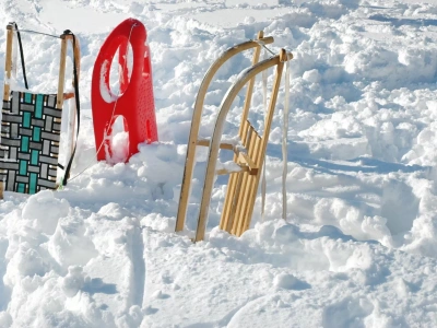 Gorący towar w sklepach! Zainteresowanie sankami wzrosło o 1000%