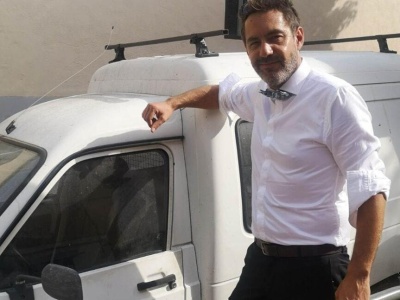 Citroën C15 z dieslem kontra zabawa z AI. Kto emituje więcej zanieczyszczeń?