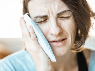 Ból zęba kosztuje firmy. Nowy raport pokazuje skalę strat w produktywności