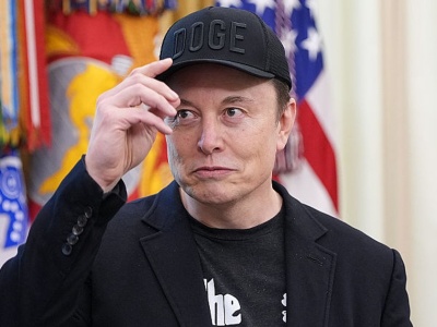 Najbogatszy człowiek świata domaga się wielkiego odszkodowania od gigantów AI