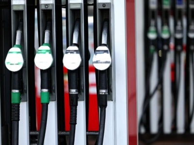 Najniższe ceny paliwa od początku 2022 roku Kierowcy odetchną z ulgą