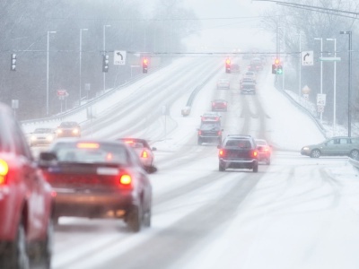 Pół Polski na żółto, IMGW wydał ostrzeżenia. W tych regionach zrobi się niebezpiecznie