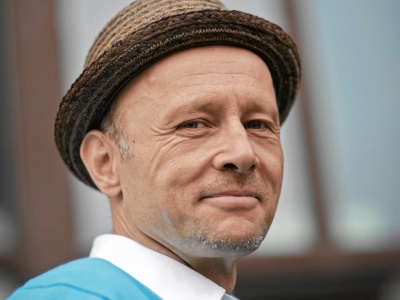 Chciał podbić Hollywood, został gwiazdą 