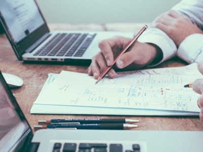 Reset „małego ZUS plus”. Sensacyjna ulga dla przedsiębiorców wraca od stycznia 2026. Tysiące firm zapłacą niższe składki nawet przez 3 lata