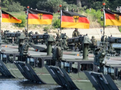 Wynikowa ofensywa, stopy w USA i niemiecki PKB