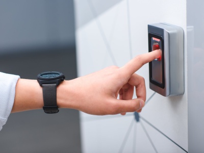 Jak wybrać system kontroli dostępu?